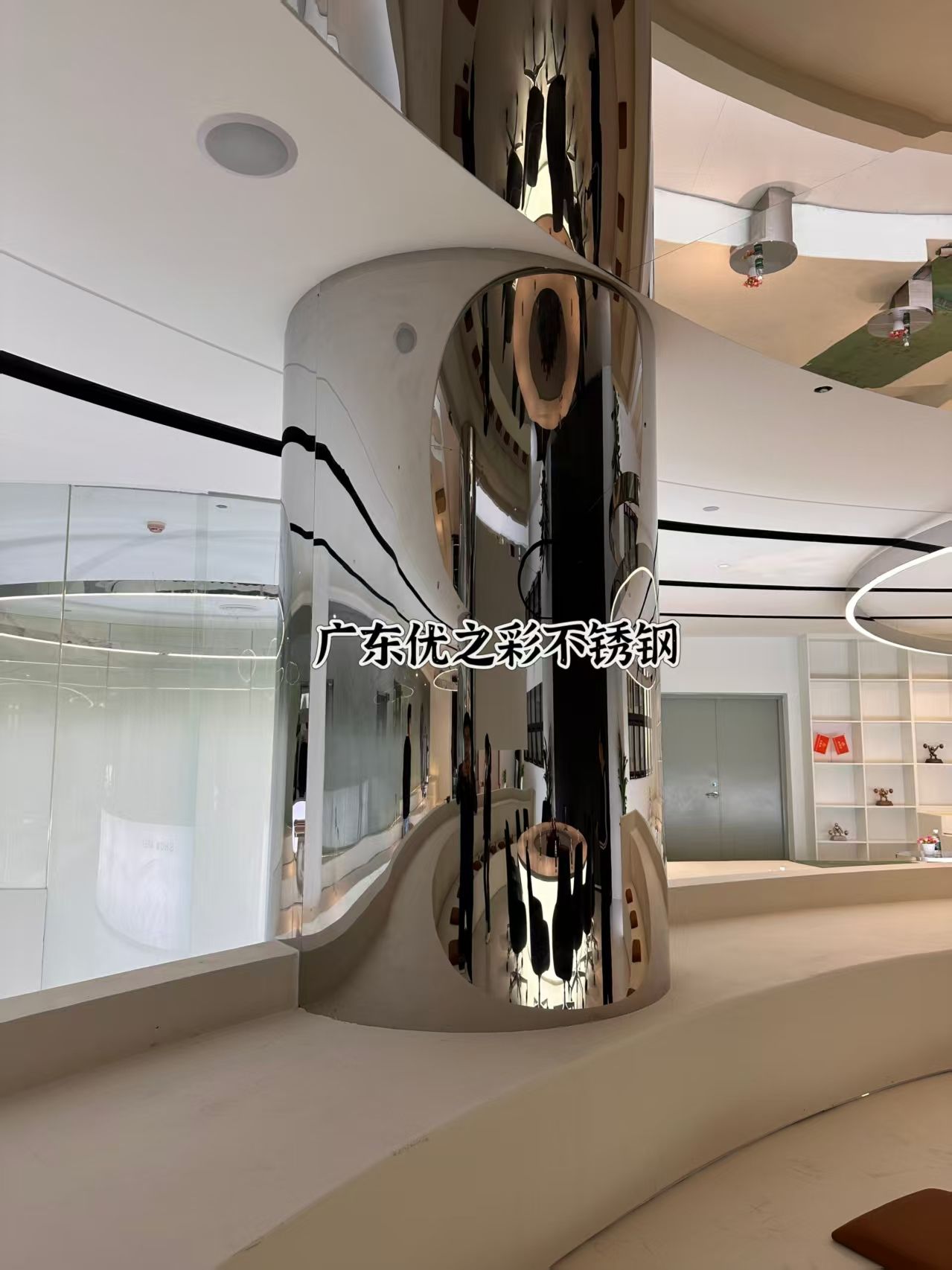 不銹鋼蜂窩板：顛覆傳統(tǒng)的全能裝飾材料